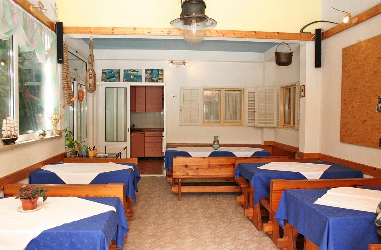 Apartments With A Parking Space Zuljana, Peljesac - 4574 المظهر الخارجي الصورة