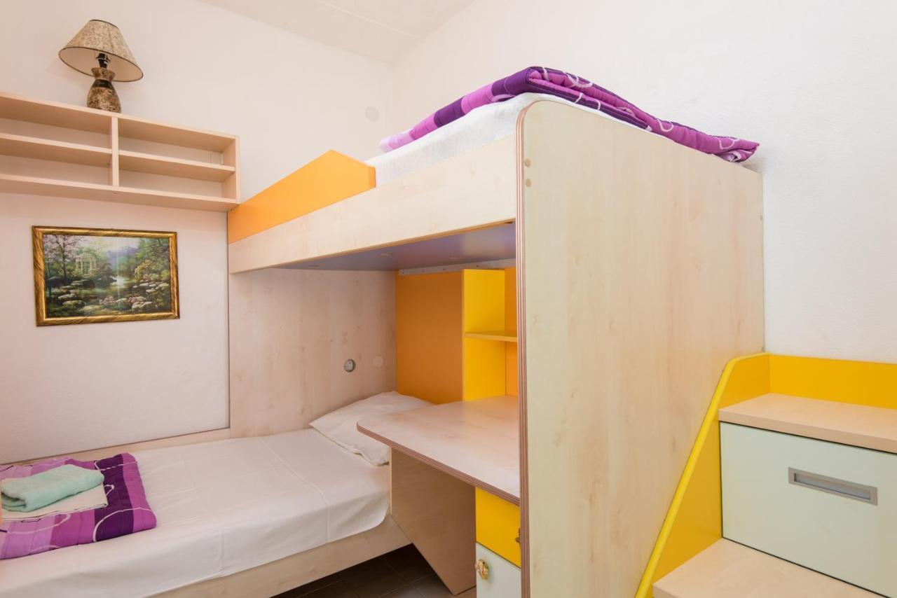 Apartments With A Parking Space Zuljana, Peljesac - 4574 المظهر الخارجي الصورة